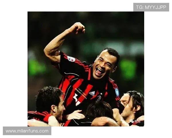 AC米兰小罗的职业生涯中遇到的挑战与他克服困难的经验